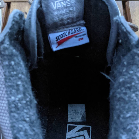 Vans Men's Era Hi Pig Suede and Nylon High-Top Skateboarding Shoe Size 12 - Picture 8 of 8